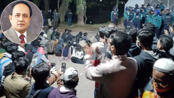 শিক্ষামন্ত্রীকে ডাবল মাস্ক পরে শাবিতে যাওয়ার পরামর্শ