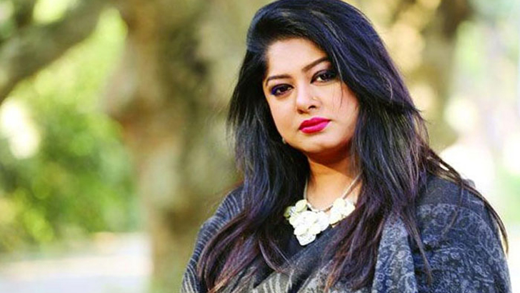 ওই সব আইডি বর্জন করুন প্লিজ: মৌসুমী
