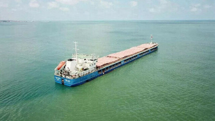 ইউক্রেন ছাড়ল আরও চার জাহাজ