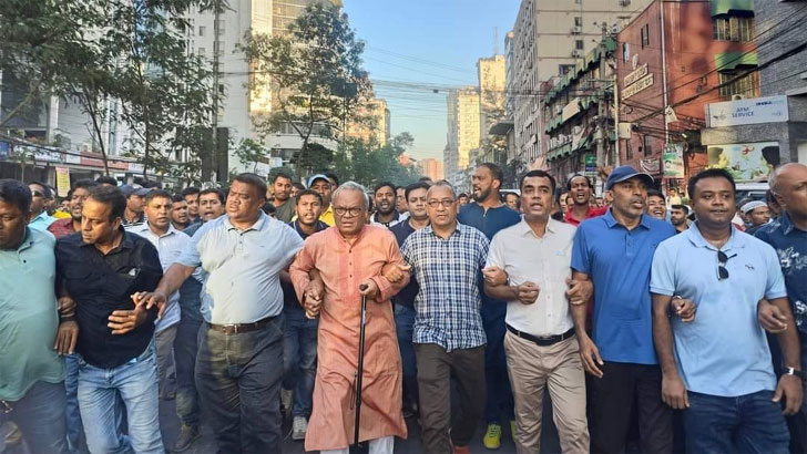 রিজভীর নেতৃত্বে রাজধানীতে বিক্ষোভ মিছিল
