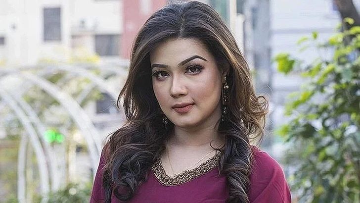 গ্রেফতার হলেন নায়িকা মাহি