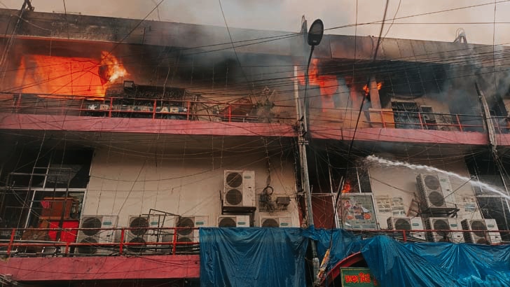 ‘মনে করছি না ষড়যন্ত্র, তবে বঙ্গবাজার-নিউমার্কেটের আগুন লাগার সময় একই’