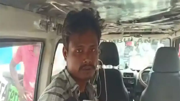 টাকা নেই, ছেলের লাশ ব্যাগে করে ২০০ কিলোমিটার