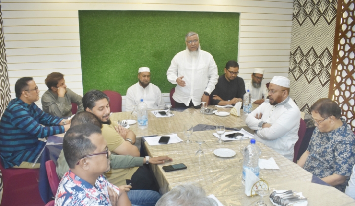 বিএনপি-জামায়াত-এনসিপির নেতৃবৃন্দের সাথে সিলেটের সর্বস্থরের ব্যবসায়ীদের মতবিনিময়