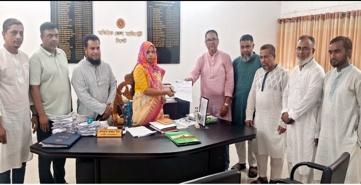 সিলেট চেম্বারের নির্বাচন সুষ্ঠু ও নিরপেক্ষ করার দাবিতে দোকান মালিক সমিতির স্মারকলিপি
