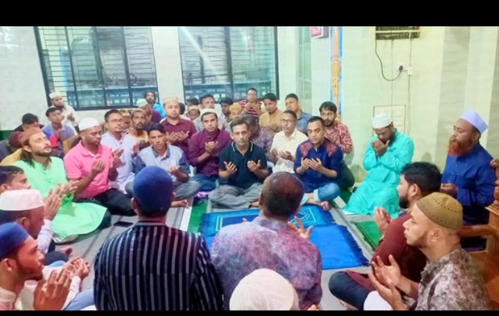 শহীদ জিয়ার শাহাদত বার্ষিকীতে সিলেটে যুবদলের মিলাদ ও দোয়া মাহফিল