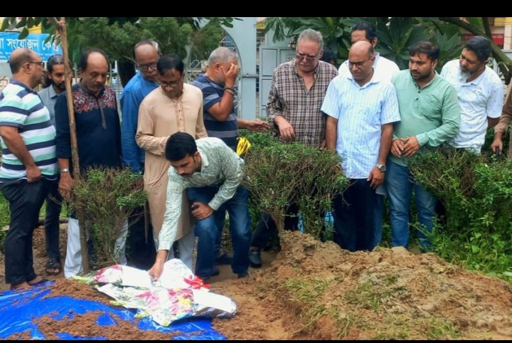 সাংস্কৃতিক সংগঠক এনামুল মুনিরের মৃত্যুতে চারণ সাংস্কৃতিক কেন্দ্রের শোক