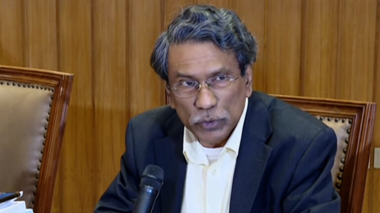 জুলাই সনদ তৈরিতে সব দলকেই ছাড় দিতে হবে: আলী রীয়াজ