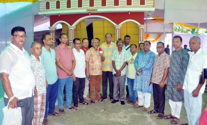 কুমারী পূজার প্রস্তুতির স্থান পরিদর্শনে পূজা উদযাপন পরিষদ মহানগর নেতৃবৃন্দ