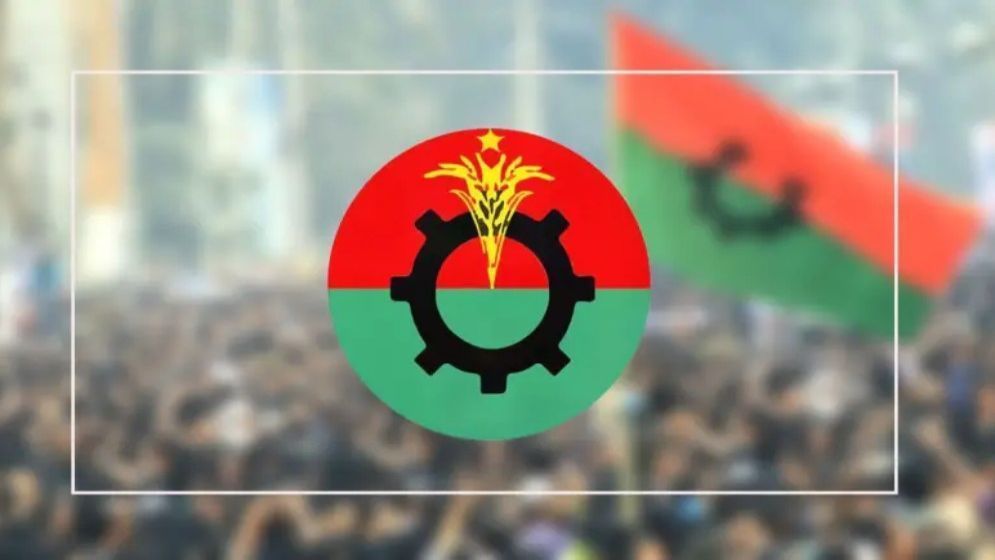 দেশ নায়ক তারেক রহমান বিএনপি'র চেয়ারম্যান নির্বাচিত হওয়ায় অভিনন্দন ও শুভেচ্ছা জানিয়েছেন আরিফুল হক চৌধুরী