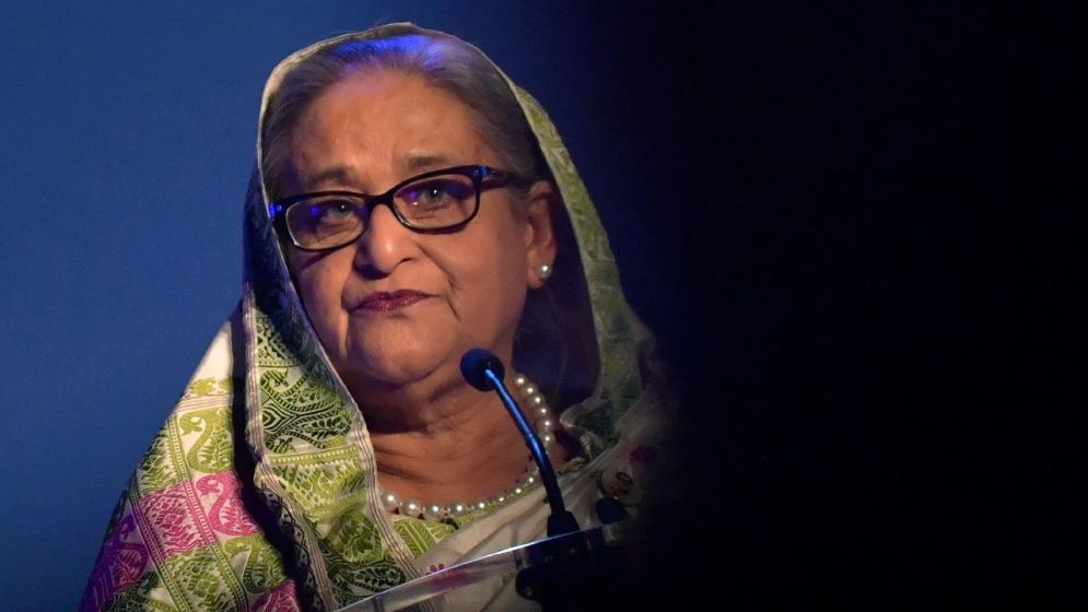 ঢাকার জেলা ম্যাজিস্ট্রেটের কাছে যাবে হাসিনার রায়ের কপি