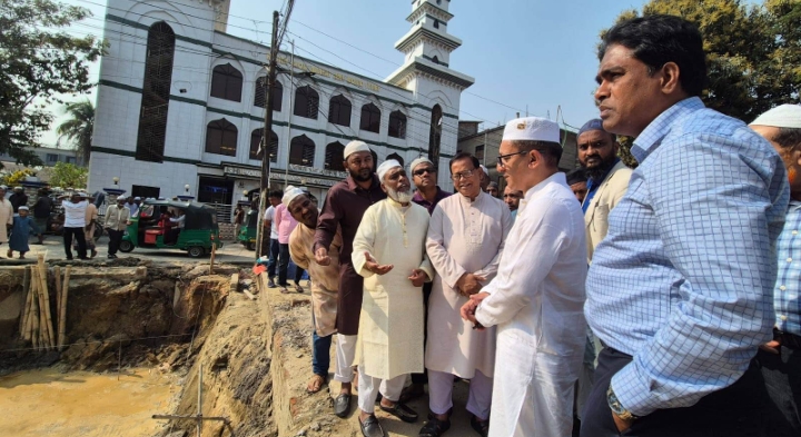 খোজারখলা মারকাজ মসজিদের অজুখানার উন্নয়ন কাজ পরিদর্শন করলেন খন্দকার মুক্তাদির