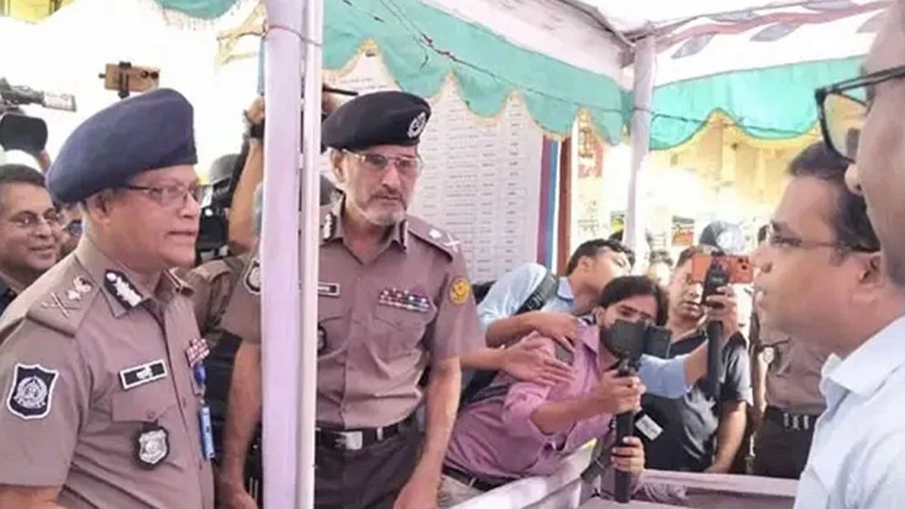 বাড়তি ভাড়া নিলে সরাসরি জানাবেন: আইজিপি