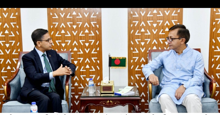 হরমুজ প্রণালি নিয়ে এখনই আতঙ্কের কিছু নেই: খন্দকার মুক্তাদির