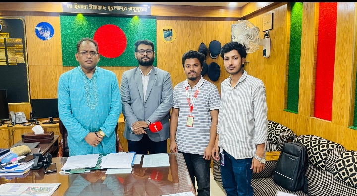সিরাজদিখান থানার ওসির সঙ্গে মুন্সিগঞ্জের বার্তার সৌজন্য সাক্ষাৎ ও মতবিনিময়