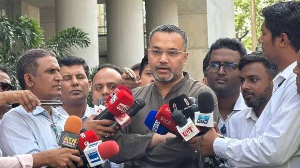 মালয়েশিয়ায় শ্রমবাজার দ্রুত খুলতে কাজ করছে সরকার: মাহদী আমিন