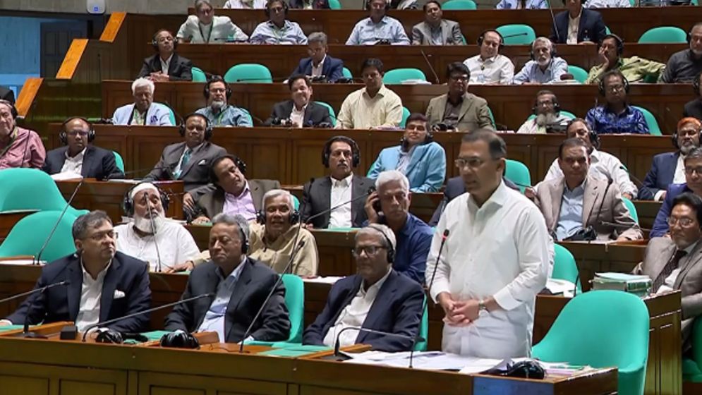 জনগণের দেখভাল করাই আমাদের প্রথম ও প্রধান দায়িত্ব:  প্রধানমন্ত্রী