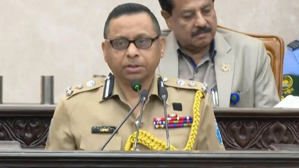 জাতীয়তাবাদী আদর্শ থেকে একচুলও সরিনি: ঢাকা রেঞ্জ ডিআইজি