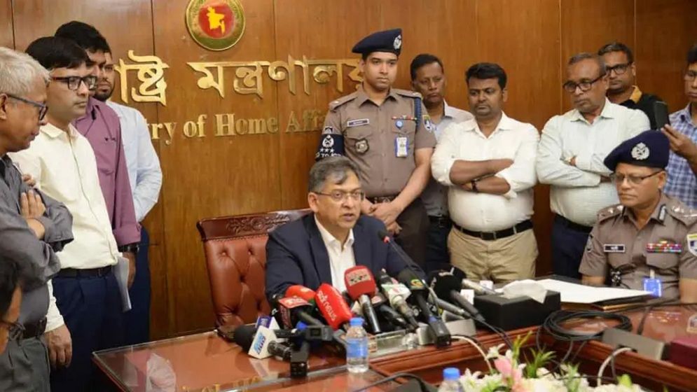 ২০২৫ সালের তুলনায় কমেছে অপরাধের সংখ্যা: স্বরাষ্ট্রমন্ত্রী