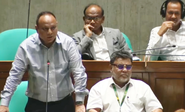 সিলেট-ঢাকা রুটে বিমানভাড়া কমানোর দাবি সংসদে এমরান চৌধুরীর