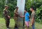 নানিয়ারচর সেনা জোন “১৭ ই বেংগল” কর্তৃক বসতবাড়ি আগুনে ক্ষতিগ্রস্ত পরিবারের মাঝে ঢেউটিন প্রদান
